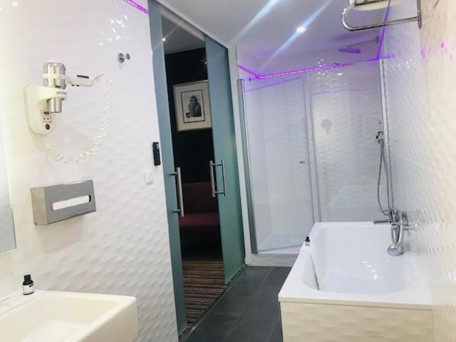 פריז Hotel Icone מראה חיצוני תמונה